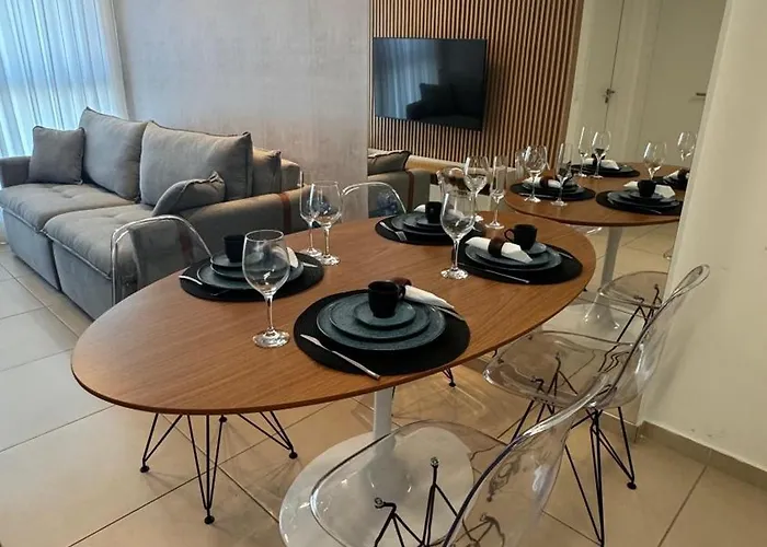 Apartamento Luxuoso A 500M Da Praia